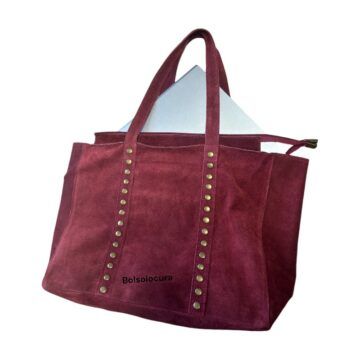 Bolso Shopping de Piel vuelta con tachuelas. Un shopper de piel barato para esta temporada. De color guinda